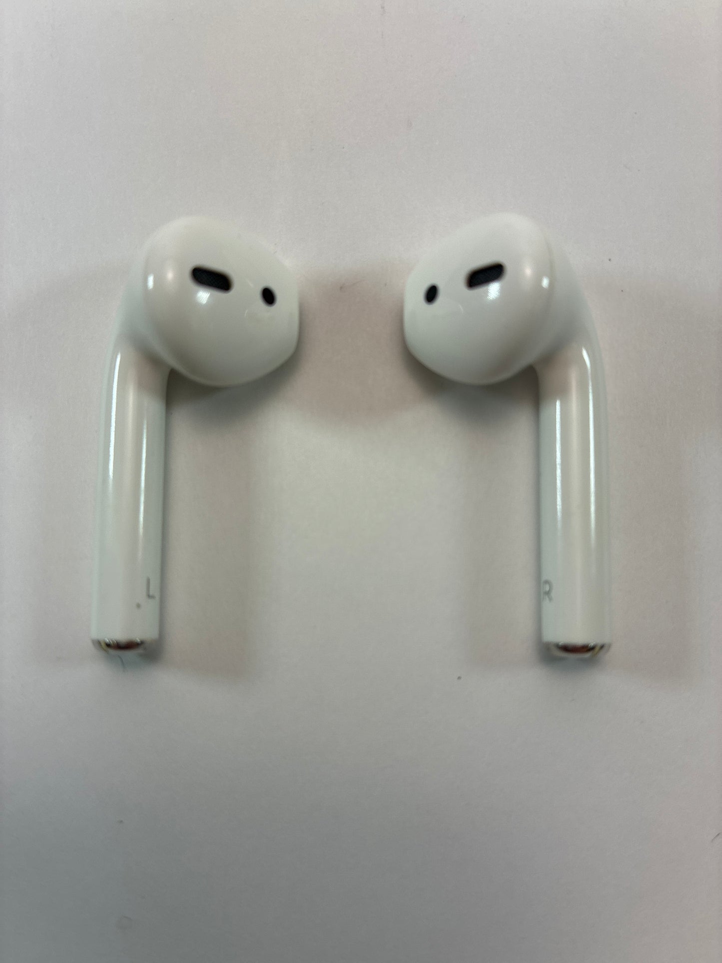 Apple AirPods 1st Gen with Charging Case A1722 A1523 A1602