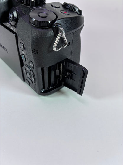 Panasonic LUMIX G85 16MP Mirrorless Camera Body Only - Low 487 Shutter Count