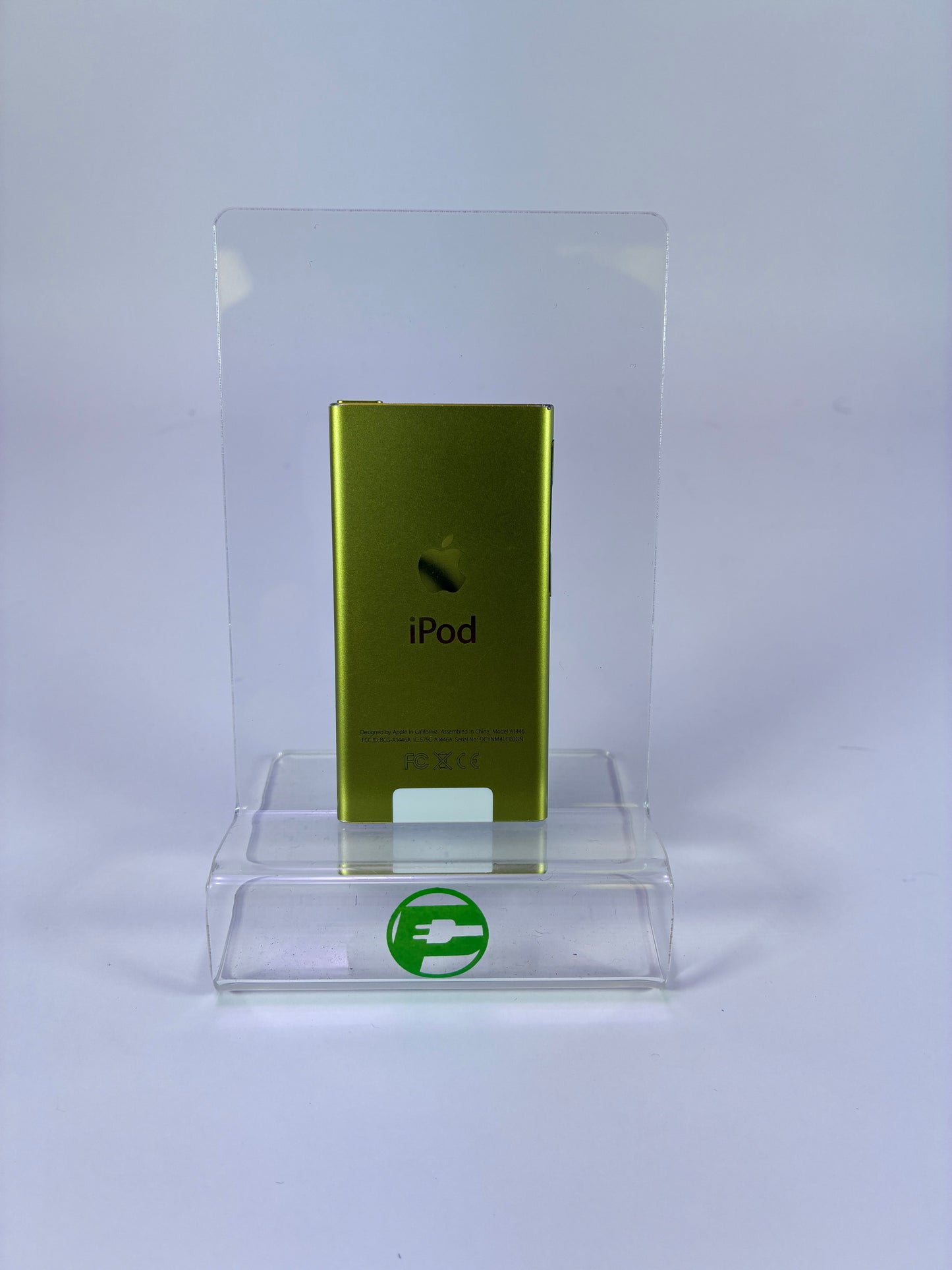 Apple iPod Nano 7th Generation 16GB Green MD478LL/A